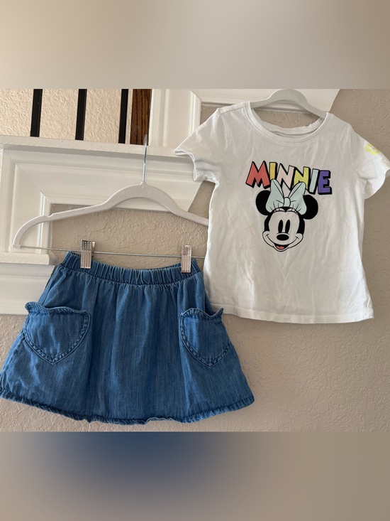 Cat & Jack Other - Disney Minnie Mouse White Graphic Tee with Denim Skirt